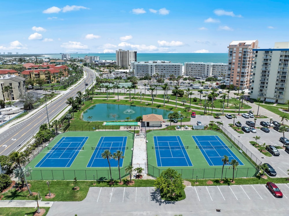 New Luxury Estero Beach Tennis Club 708a