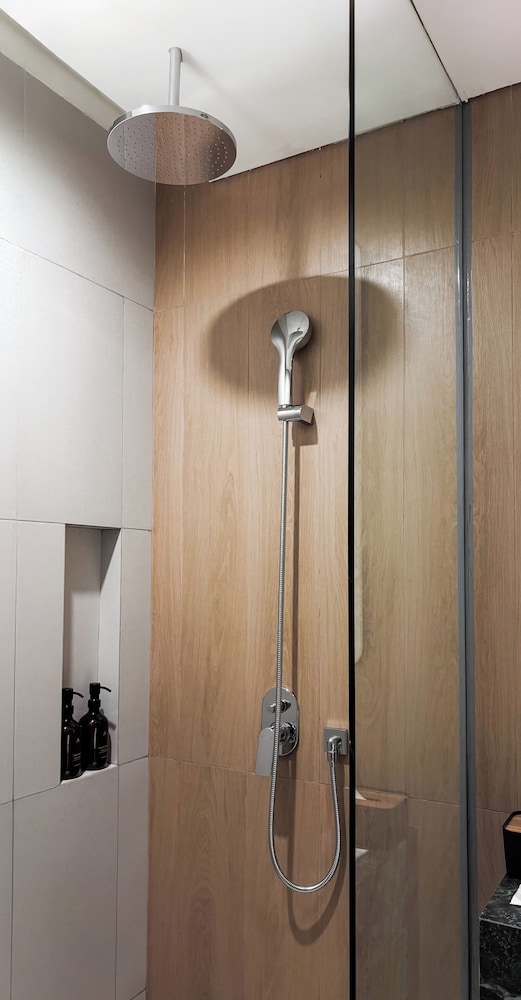 ARTOTEL Living World Grand Wisata Bekasi