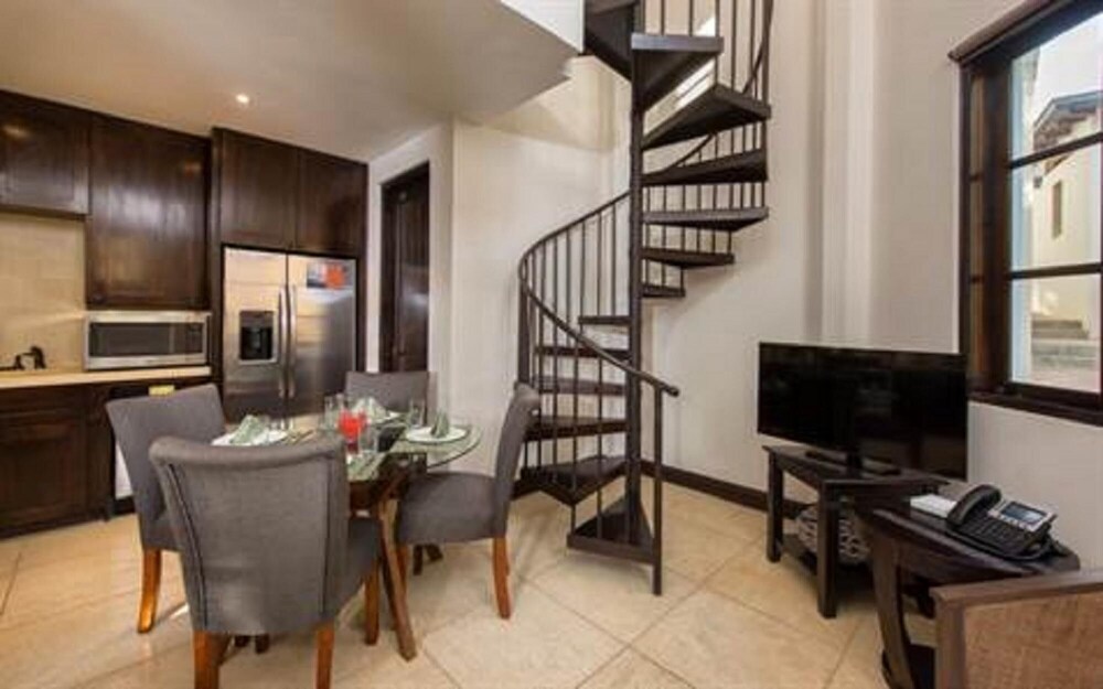 LC Loft 22 in Las Catalinas