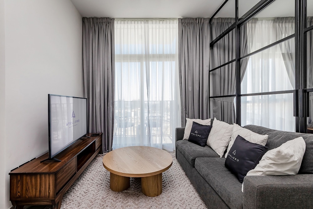Deluxe 2BR Apartments at Socio