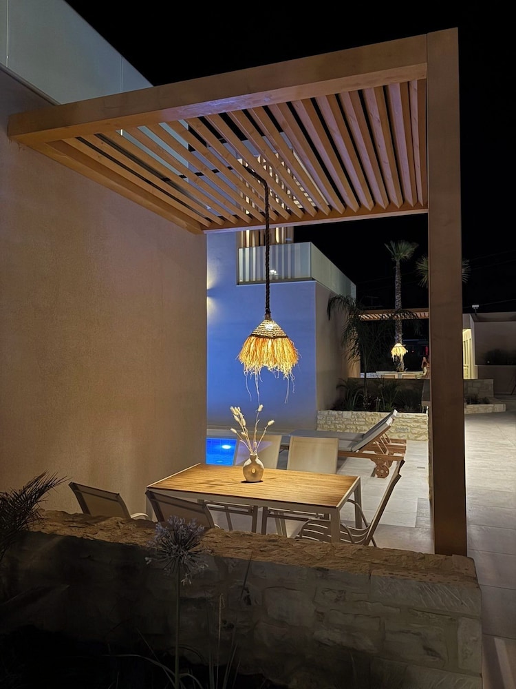Lumina Sense Villas