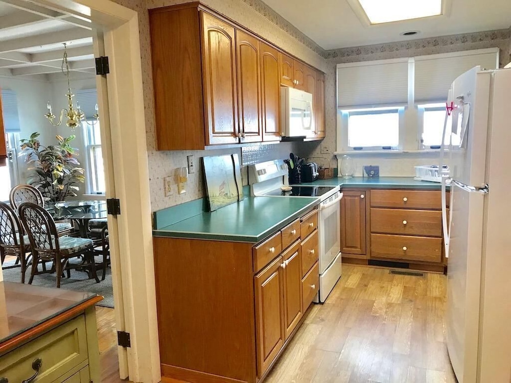 Henlopen Avenue 5