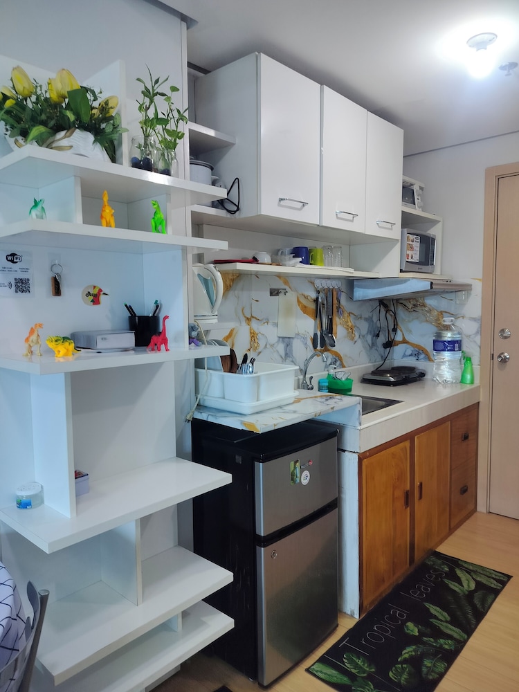 Luxurious City Lights View Condo for Rent in Quezon City