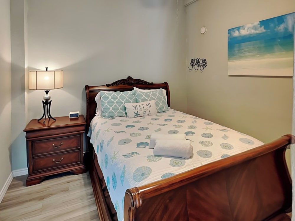 Coastal Hideaway by Silver Sands Vacation Rentals