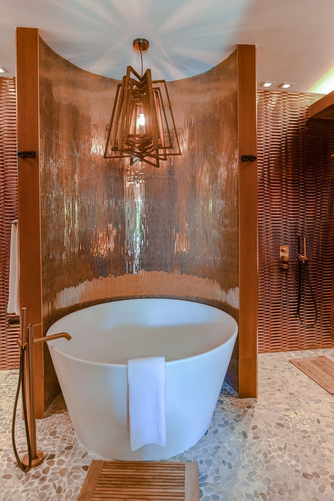 Oceans 8 Villa at the Tryall Club
