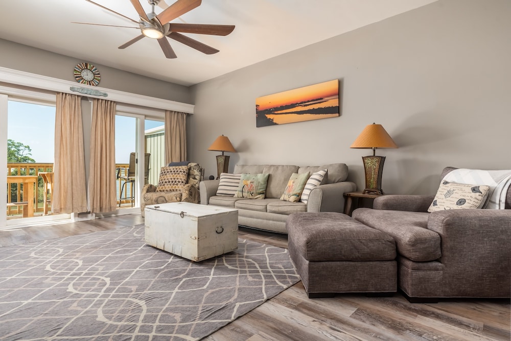 Bayou Heron #2b - 1514 Cadillac 2 Bedroom Condo