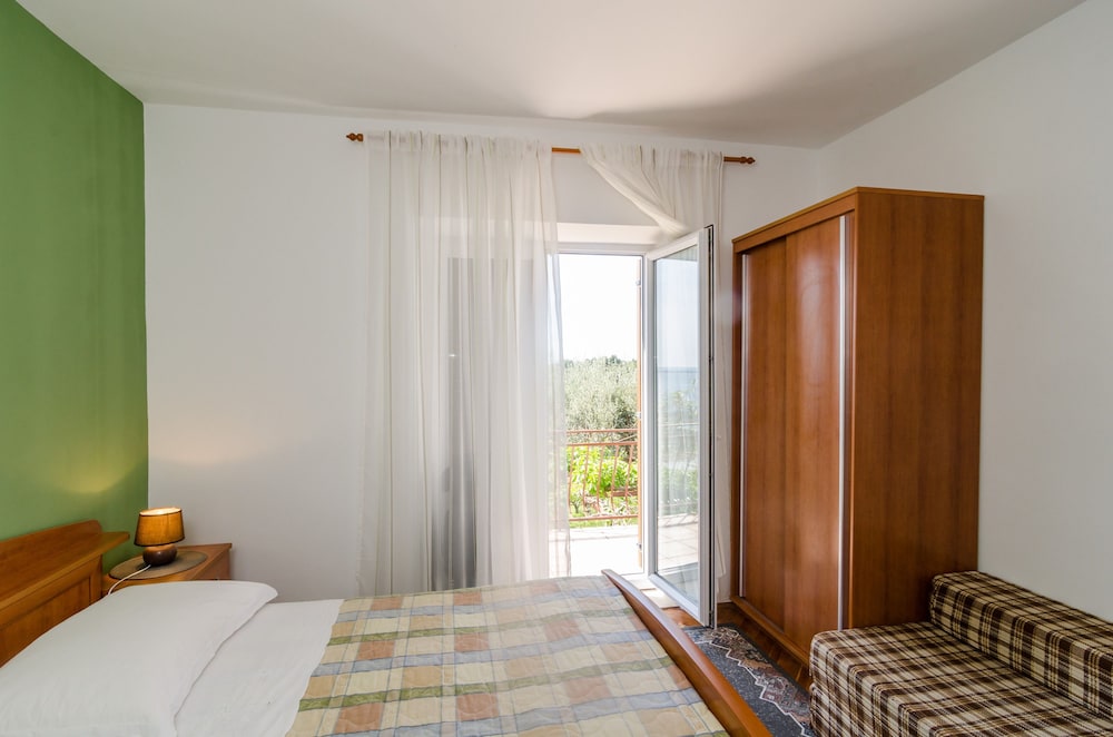 Guesthouse Moretić
