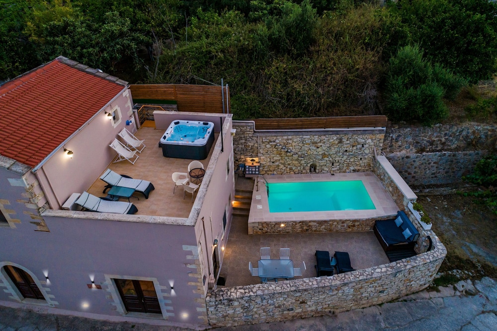 Olga s Filoxenia - Villa Aladanos