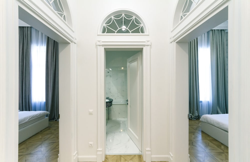 Kyiv Apartments