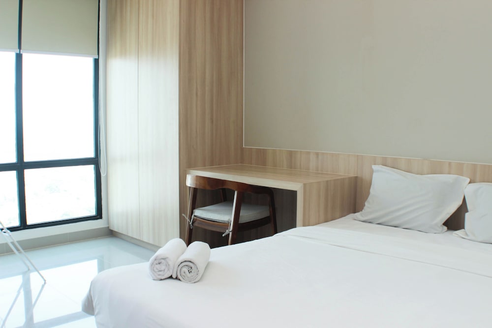 Basic Studio Near Station At Lrt City Bekasi Apartment