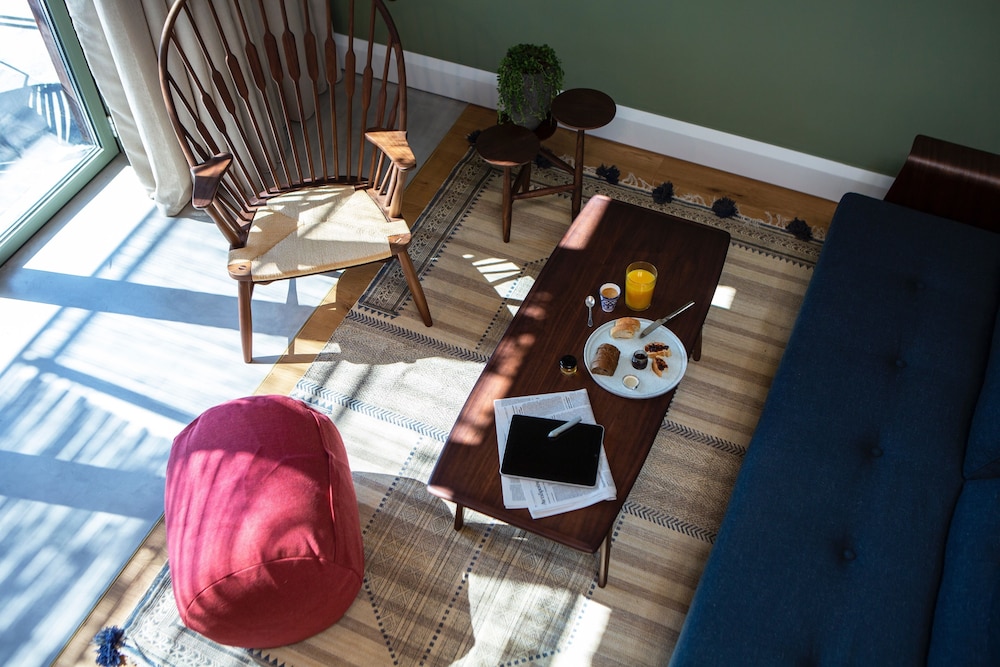 The Foundry Suites