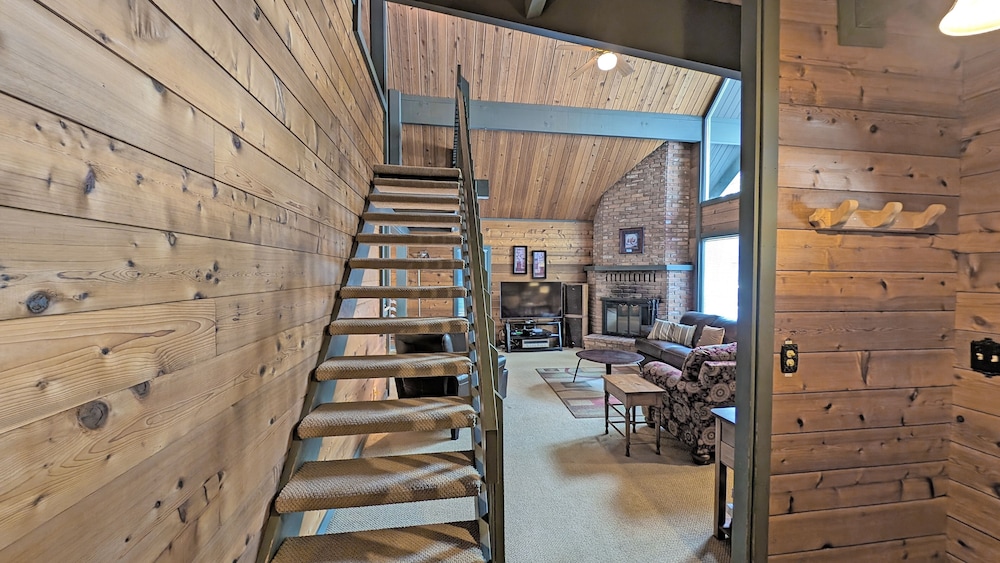 Lava Top 1 2 Bedroom Home