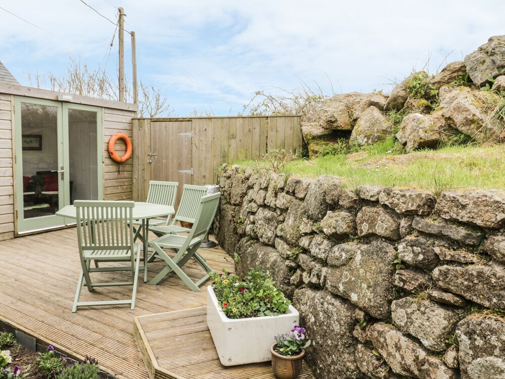 Brunnion Cottage
