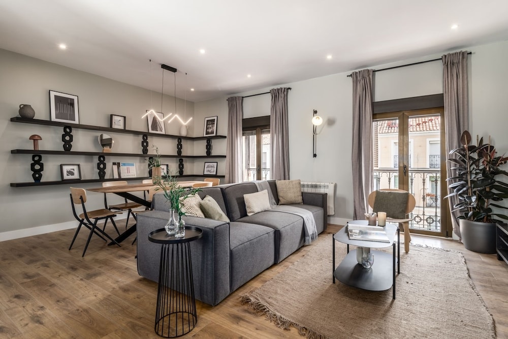 Onyx - 2 Bedrooms in Centro