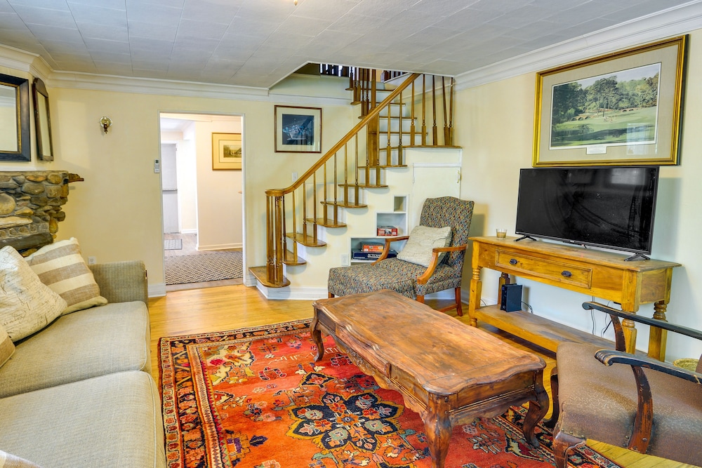 Salisbury Cottage ~ 7 Mi to High Rock Lake! view 5