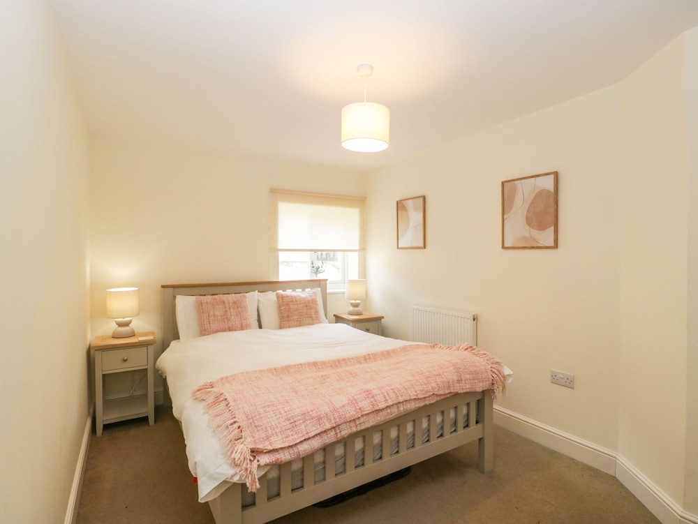 9 Malthouse Court view 2
