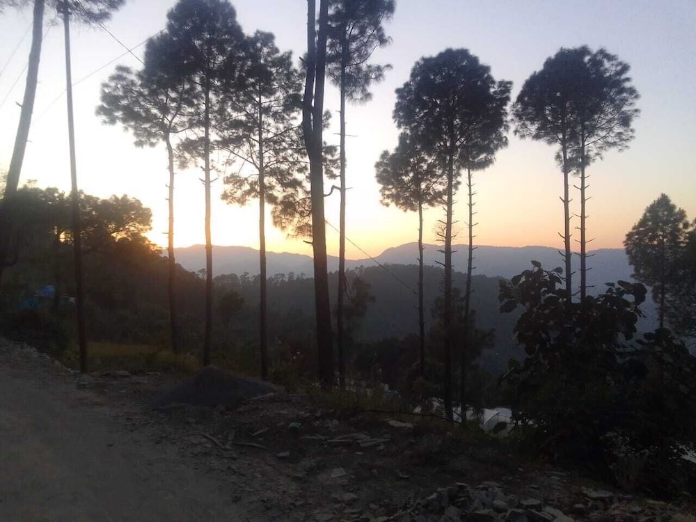 Anupraas Resort