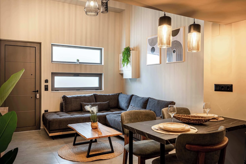 Noemi City Lofts