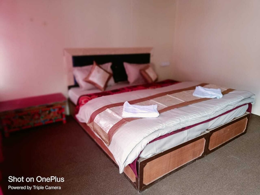 Himalayan Inn Cottages - Pangong Lake