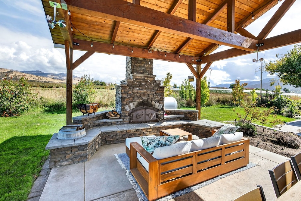 Meadowsweet Farm by WanderLodges