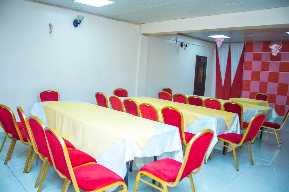 meeting & event spaces