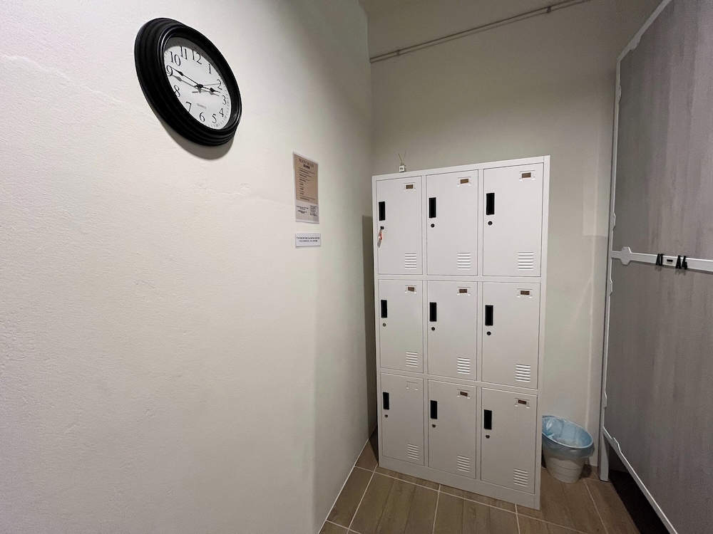 Round The Clock Hostel