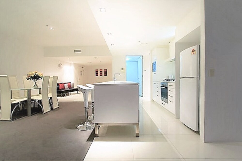 Surfers Paradise Vacations - Holidays Gold Coast - Property Image 17