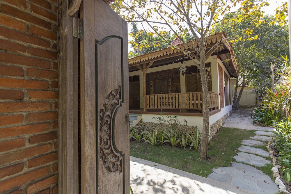 Plataran Komodo Resort & Spa 6