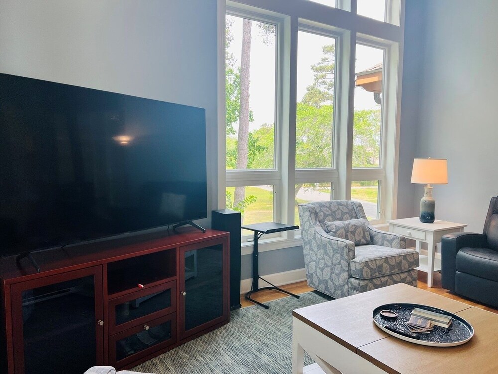 Fairway To Heaven 3 Bedroom Home by RedAwning view 4
