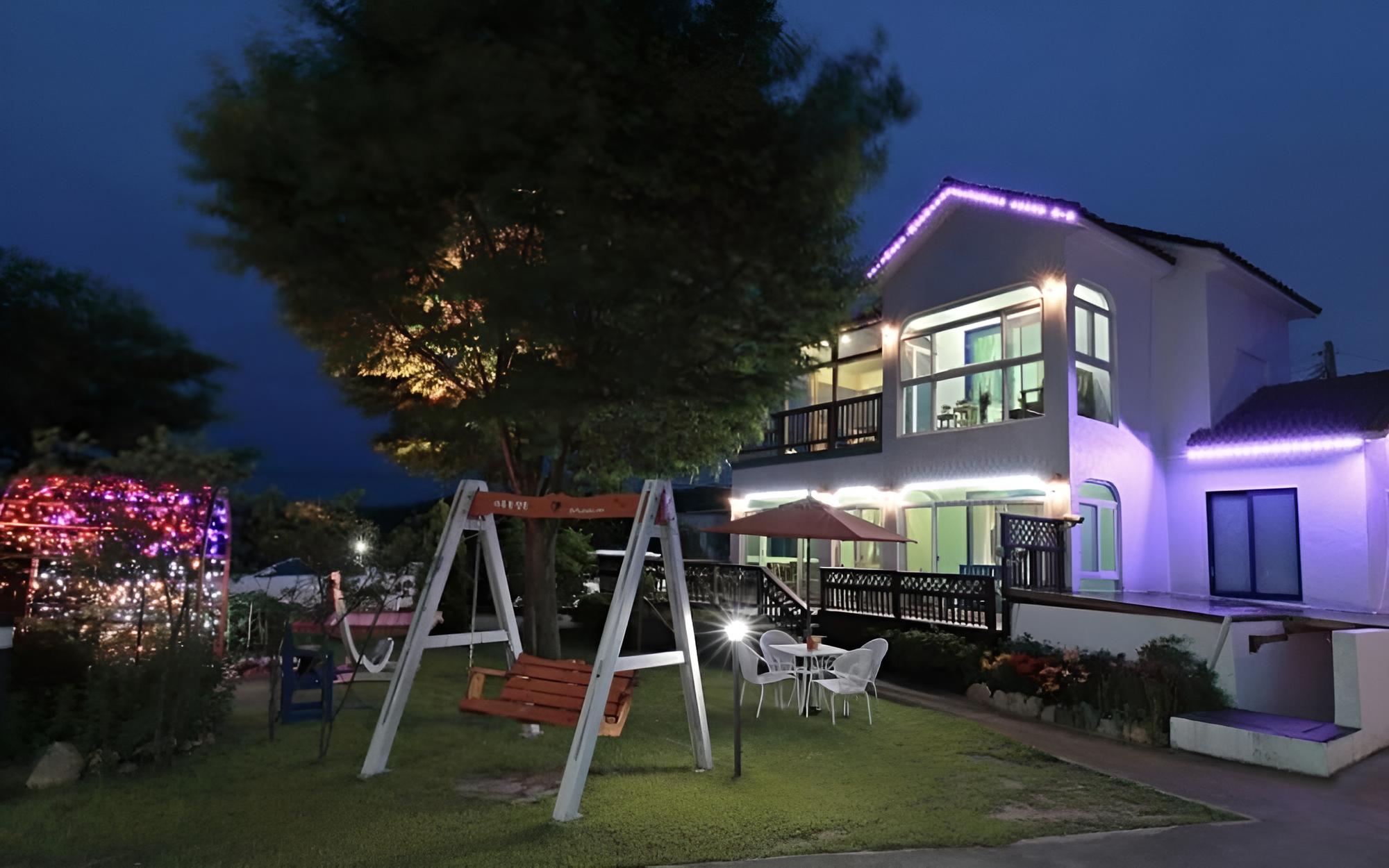 Gyeongju Full Garden Pension