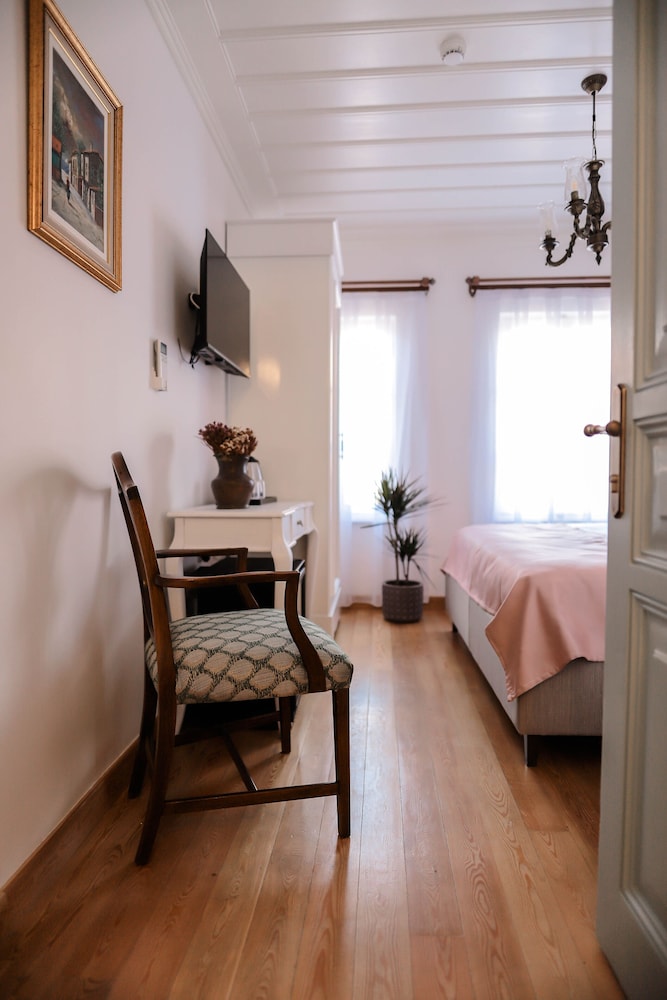 Ali Baris Pansiyon Cunda - Image 15