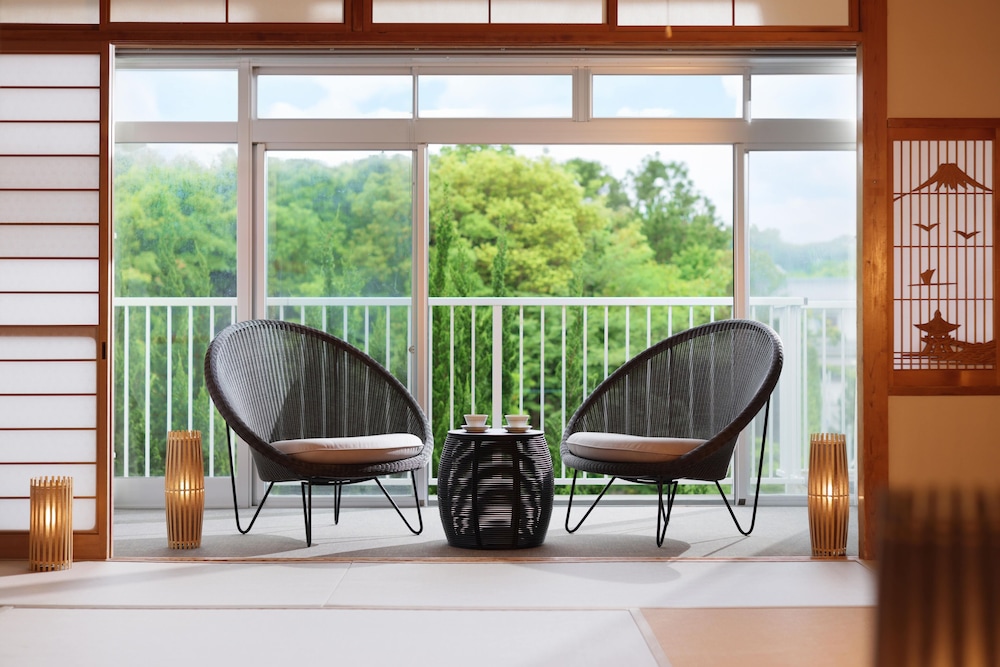 Crystal Ryokan Shirahama Akariya