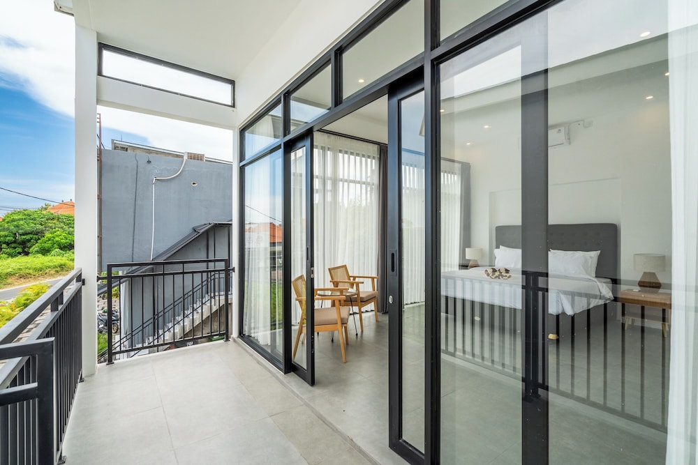 Light Way Villa in Canggu