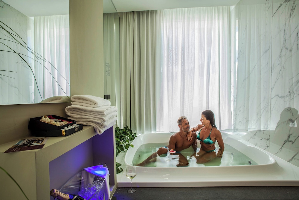 NoHa Lifestyle Hotel