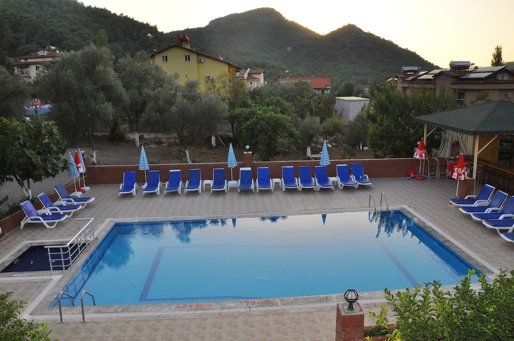 HYT Apart 1 Bedroom 2 by DreamofHoliday view 4