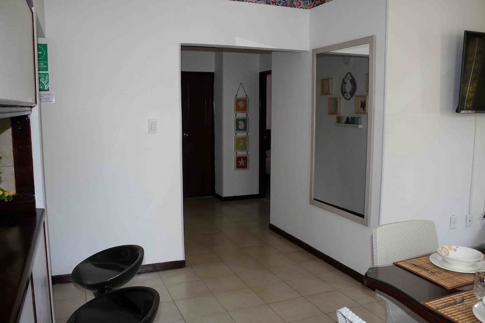 Apartamento con piscina by Vivetu