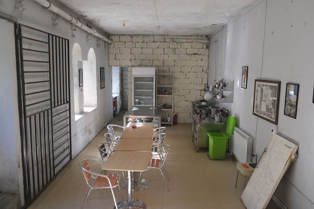 Tumanyan Bathhouse Hostel