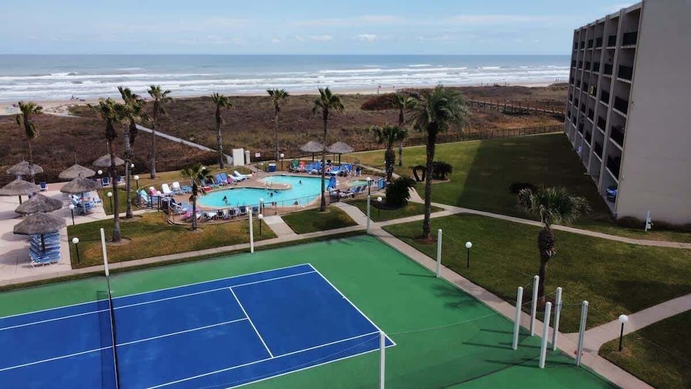 Saida Beachfront Luxe Condo Two Heated Pools 2 Bedroom Condo