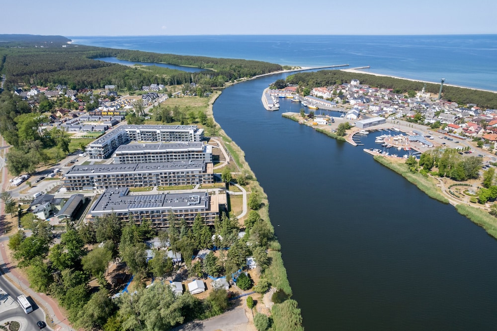 Dziwnów SPA & Parking by Renters