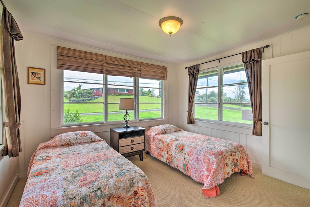 Hilo Home Base - 3 Miles to State Park & Beach! view 3