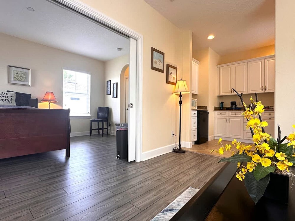 Cozy Reunion Resort Home - Sleeps 4 Near Disney