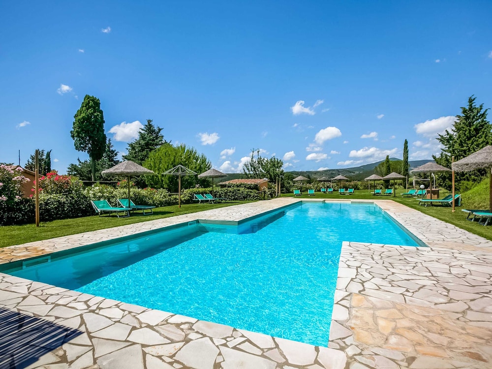 Tuscan Farmhouse in Montescudaio near Sea view 4