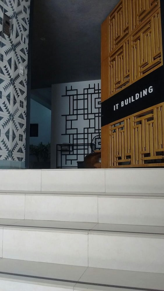 IT Building