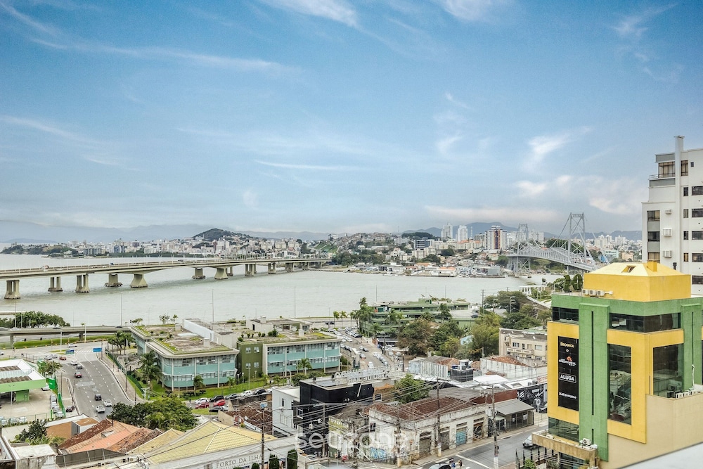 TVT - Luxury Studios in the Center of Florianopolis