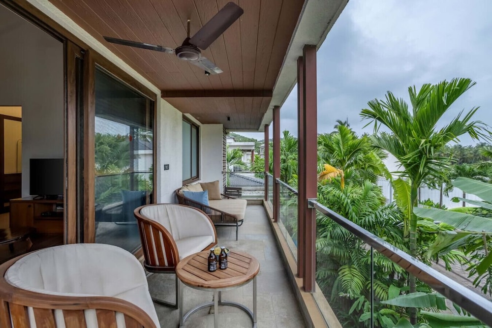 Villa Ayana 5bhk With Pool and Near the Beach