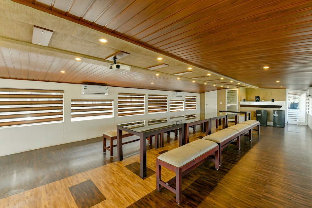 meeting & event spaces