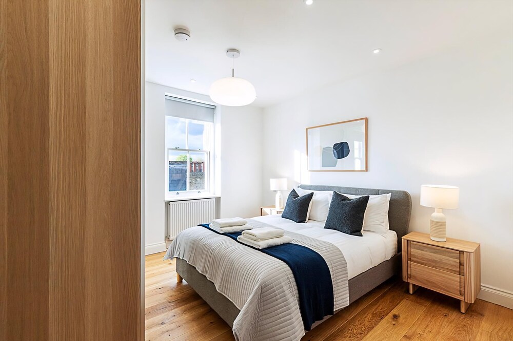 Upscale & Serene Getaway - Prime Chelsea Location!