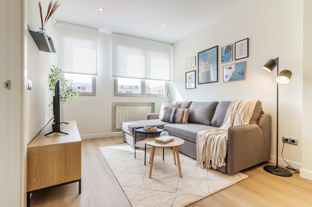 w Remarkable 1BR With Lovely Decor in Justicia