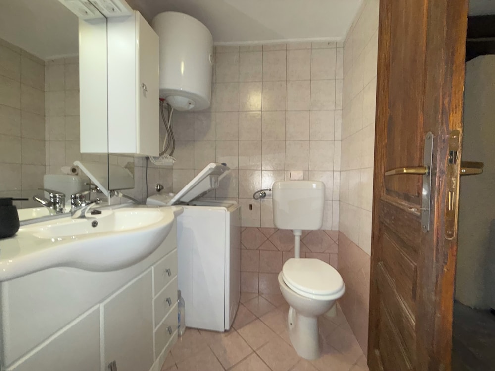 House Risika - Wellness & Privacy