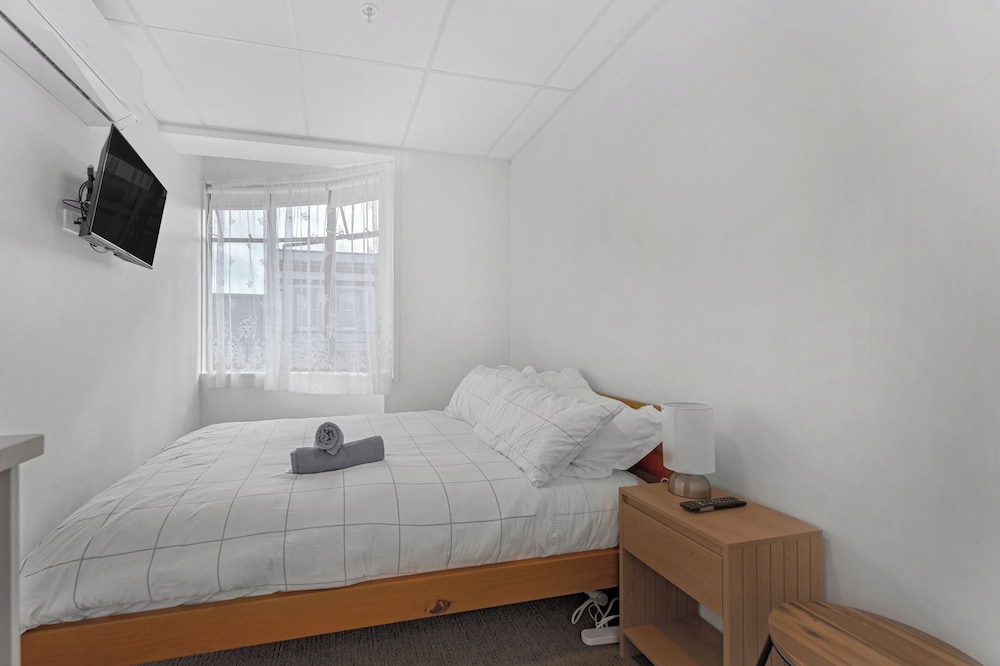 Onehunga Suites